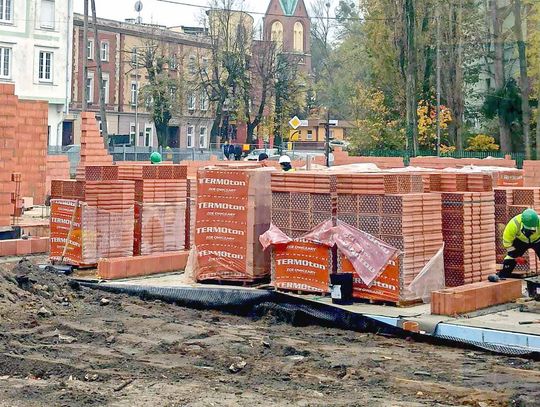 Strzelce Opolskie jak wielki plac budowy. Ale tempo prac nie zawsze cieszy