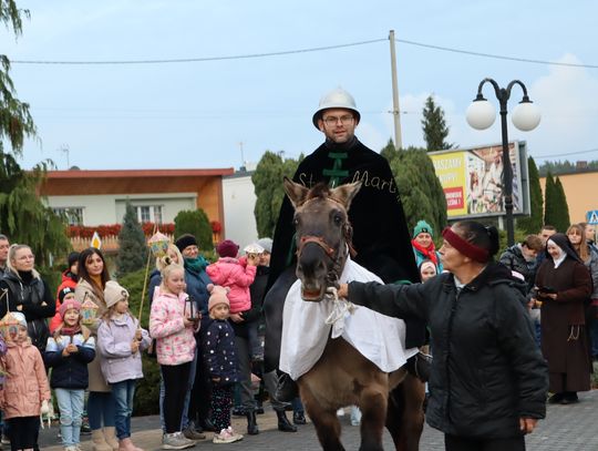 Św. Marcin w gminie Kolonowskie. Były uroczyste pochody i wspólne świętowanie