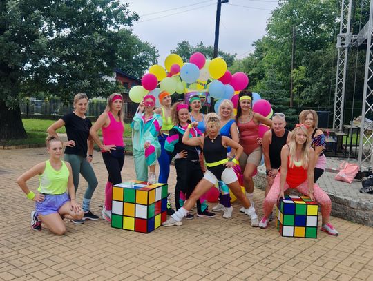 Szalone lata 80. Powrót do przeszłości z wielką mocą serca!