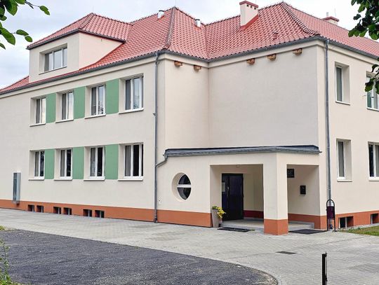 Szkoła w Otmicach wróciła do pracy. Piękna i wyremontowana