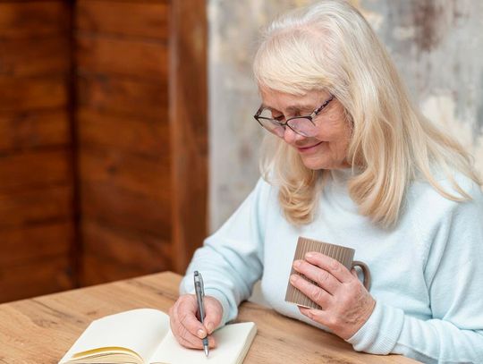 Trwa konkurs literacji dla seniorów. Tematem jest przyjaźń