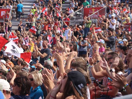 Trybuny już otwarte