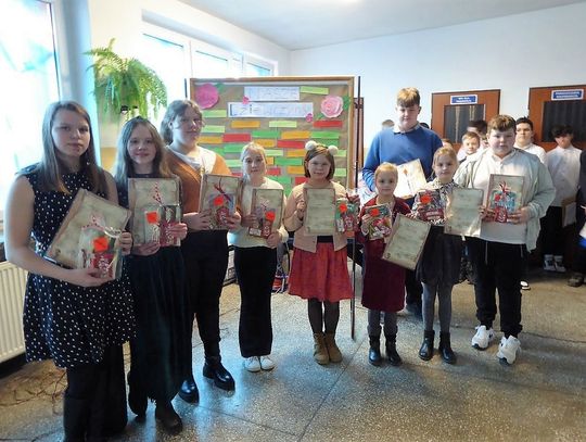 Uczniowie z Kielczy i Żędowic wyróżnieni w ogólnopolskich konkursach