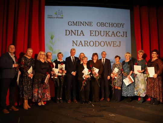 Burmistrz Strzelec Opolskich podziękował nauczycielom. Długa lista nagrodzonych