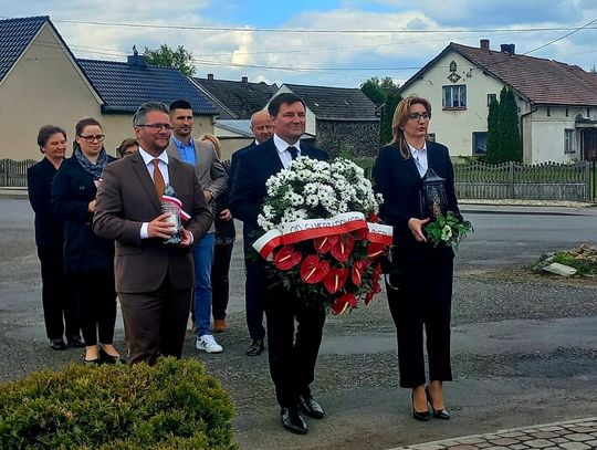 Pamięć o przodkach w gminie Izbicko wciąż żywa. Oddano hołd powstańcom
