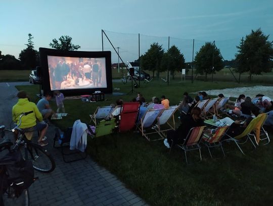 W Spóroku była rekreacja, sport i film pod gołym niebem...