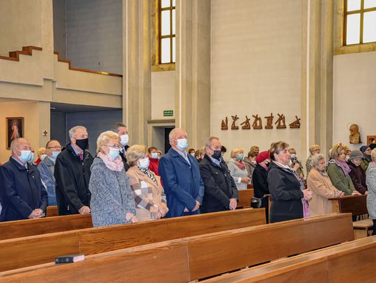 W Zawadzkiem seniorzy wspólnie świętowali w Kinoteatrze