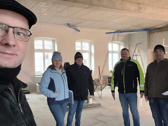 Wielka inwestycja w Łaziskach. Świetlica i przedszkole przechodzą metamorfozę Wielka inwestycja w Łaziskach. Świetlica i przedszkole przechodzą metamorfozę