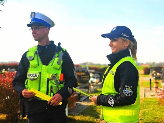 Wszystkich Świętych. Policja apeluje o ostrożność i przypomina ważne zasady