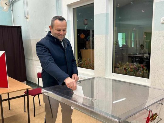 Wybory burmistrza Strzelec Opolskich. Bez tłumów przy urnach