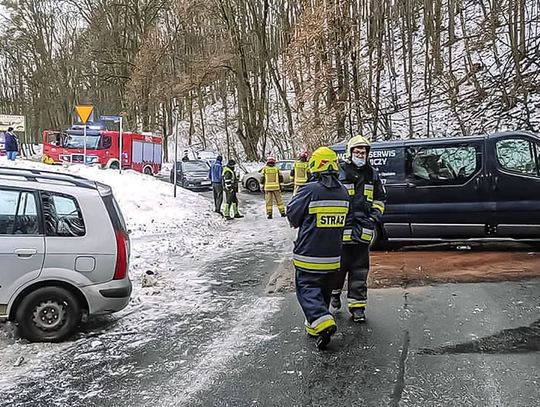 Wypadek i stłuczka  w Porębie