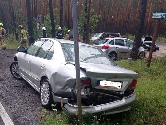 Wypadek na trasie Kolonowskie - Zawadzkie. Jedna osoba trafiła do szpitala