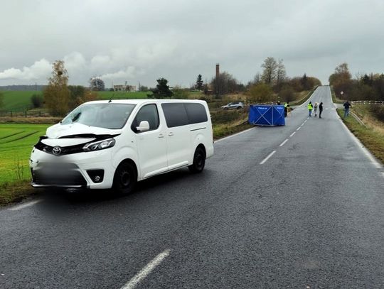 Wypadek śmiertelny na ulicy Cementowej w Strzelcach Opolskich. Nie żyje pieszy