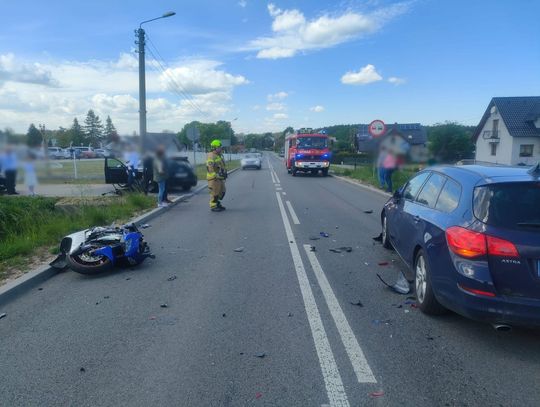 Wypadek w Rożniątowie. Motocyklista zabrany śmigłowcem do szpitala