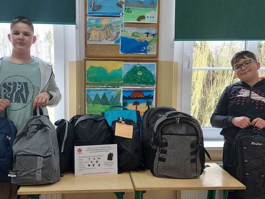 Plecaki pełne dobra trafią do potrzebujących. Wyjątkowa akcja w szkole w Piotrówce