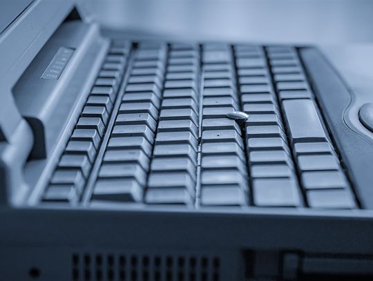 Z jakich podzespołów składa się laptop? Ekspercki przegląd kluczowych komponentów