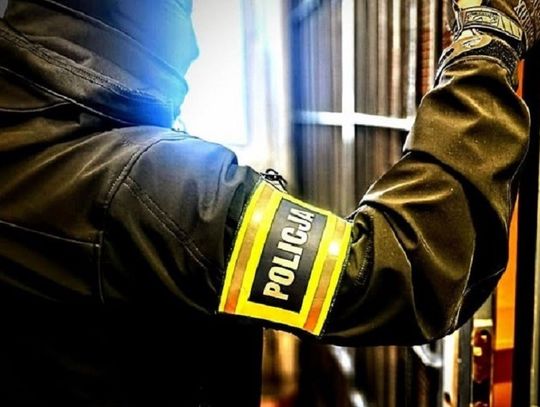 Obywatel Ukrainy zaatakował współpracownika. Ugodził go nożem w twarz