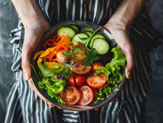 Zapotrzebowanie kaloryczne – kluczowe czynniki wpływające na potrzeby energetyczne