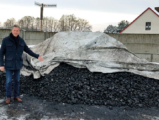 Zawadzkie. Ruszyła dystrybucja węgla od gminy. Cena niezależna od rodzaju opału