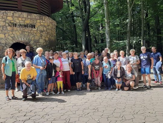 Wycieczka seniorów z Zawadzkiego na Śląsk. Odwiedzili ciekawe miejsca