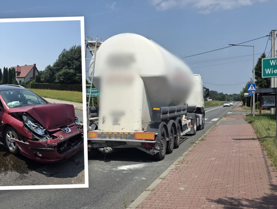 Zderzenie osobówki z cysterną w Wierchlesiu. Interweniowały służby