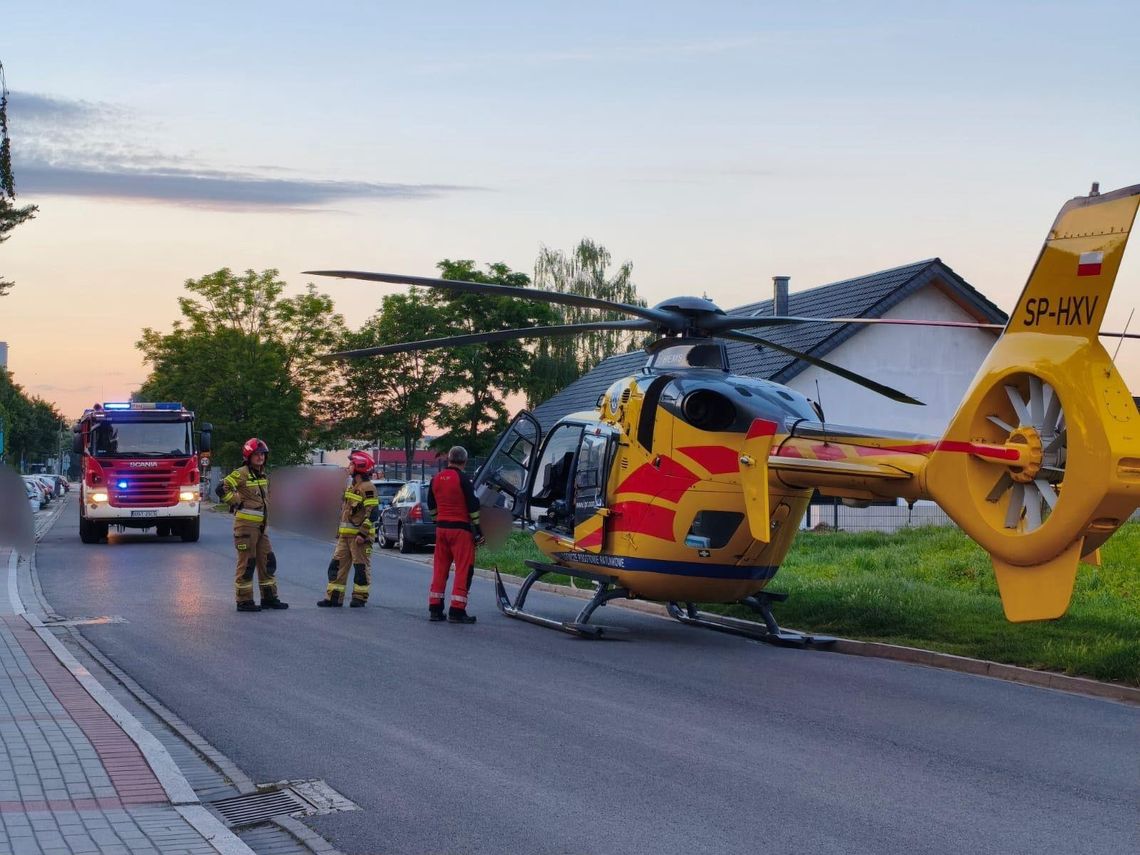 Akcja ratunkowa na osiedlu w Strzelcach Opolskich. Lądował helikopter Akcja ratunkowa na osiedlu w Strzelcach Opolskich. Lądował helikopter