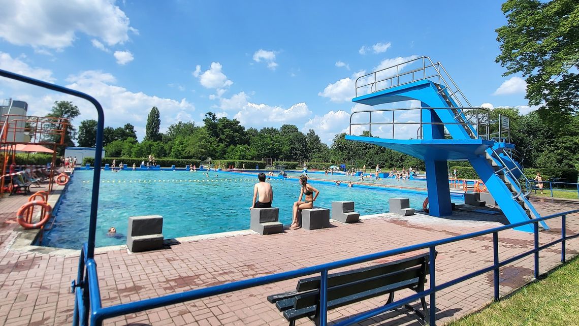 Basen w Strzelcach Opolskich za darmo! To ostatni sezon w takiej formie