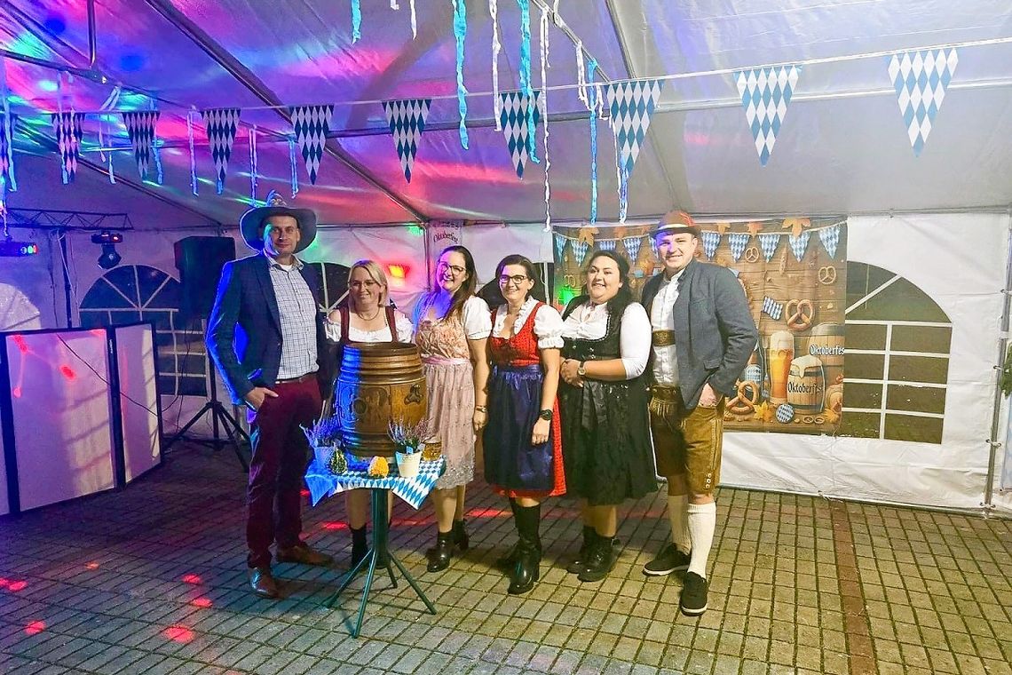Bawili się w bawarskim klimacie. Oktoberfest w Lichyni