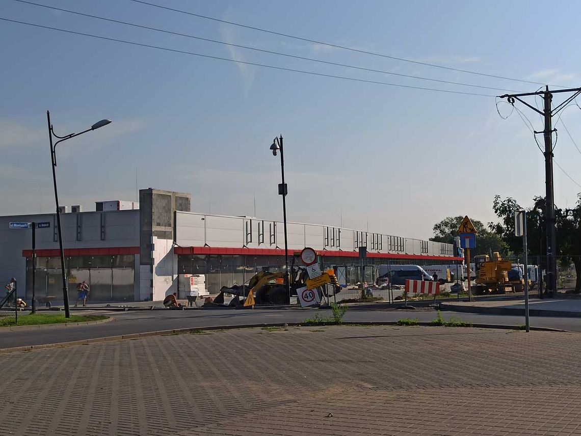 Centrum będzie na targowisku... Centrum będzie na targowisku...