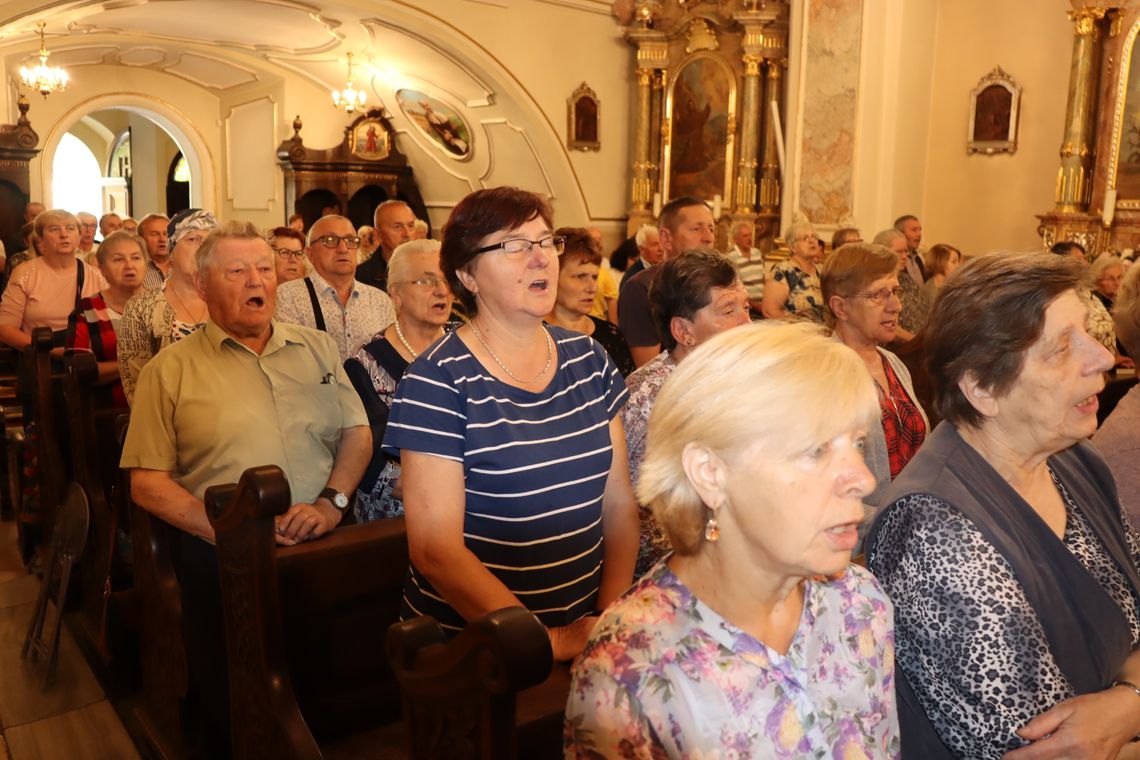 Pielgrzymka chorych na Górę św. Anny. Zjechali się z całej diecezji opolskiej