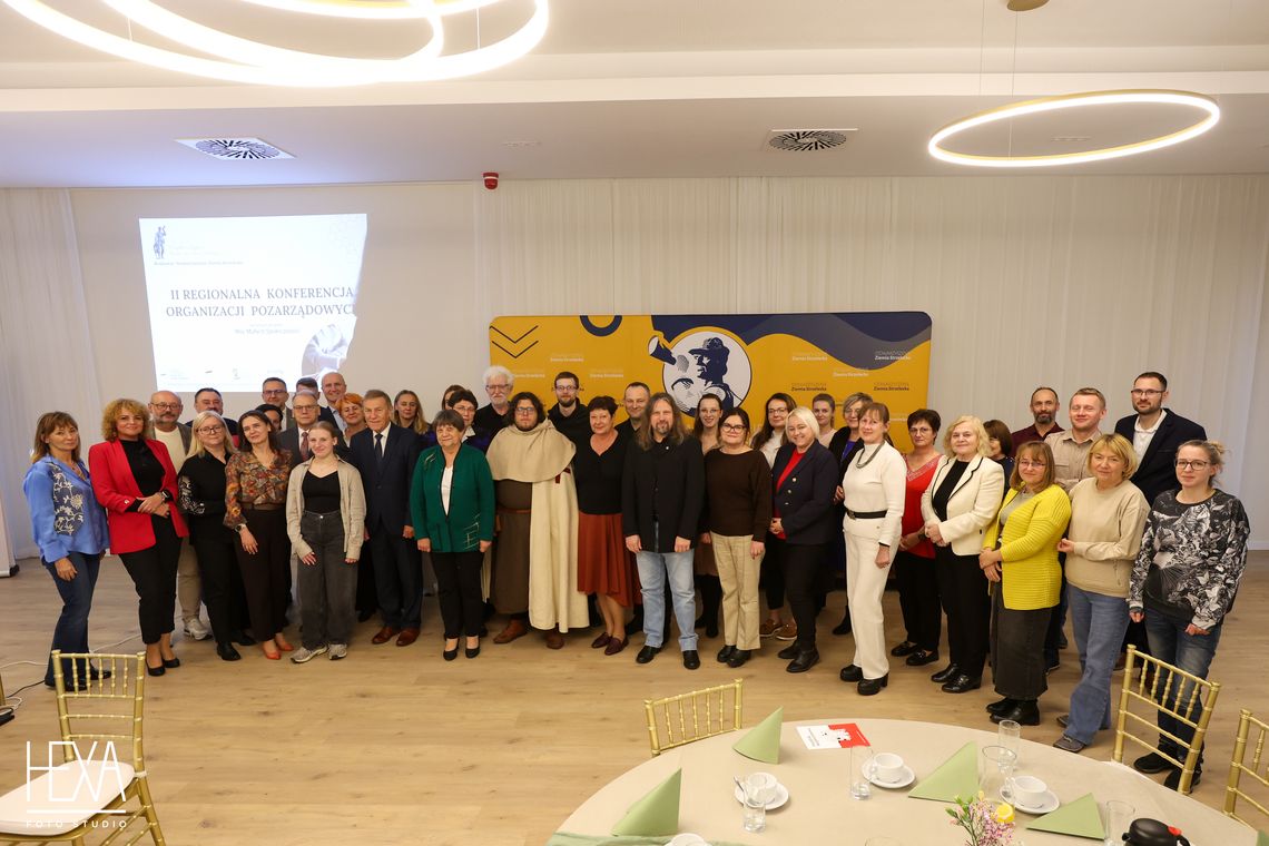 Czy możemy istnieć bez siebie? Konferencja o organizacjach pozarządowych Czy możemy istnieć bez siebie? Konferencja o organizacjach pozarządowych