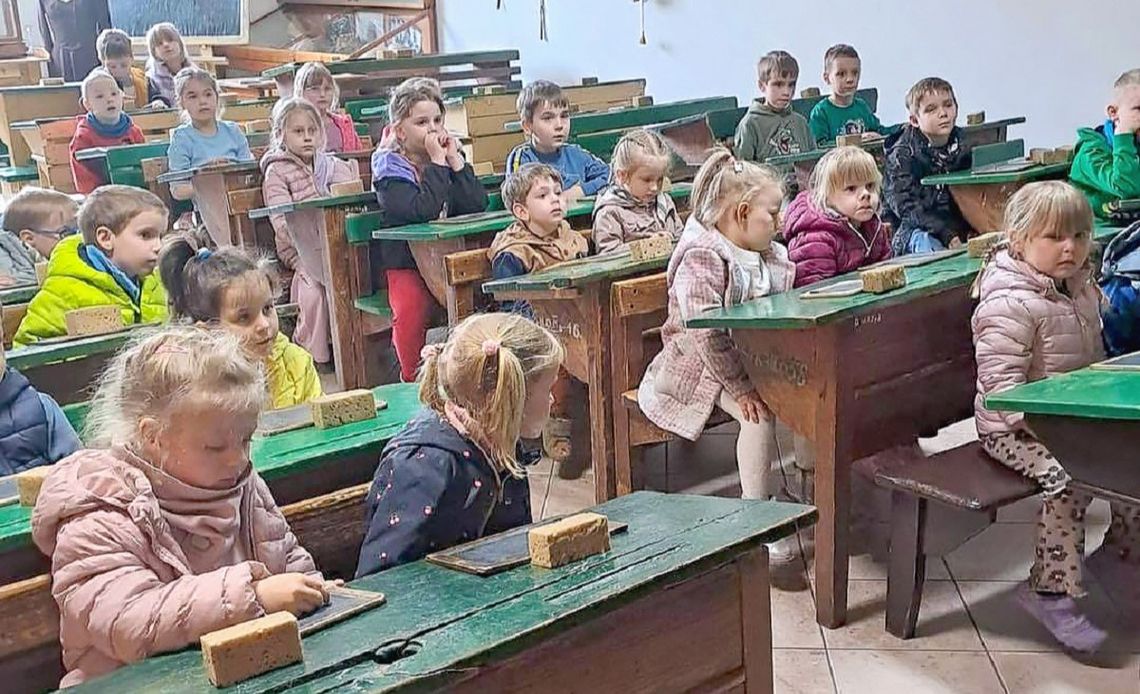 Przedszkolaki z gminy Leśnica uczą się ciekawości świata Przedszkolaki z gminy Leśnica uczą się ciekawości świata