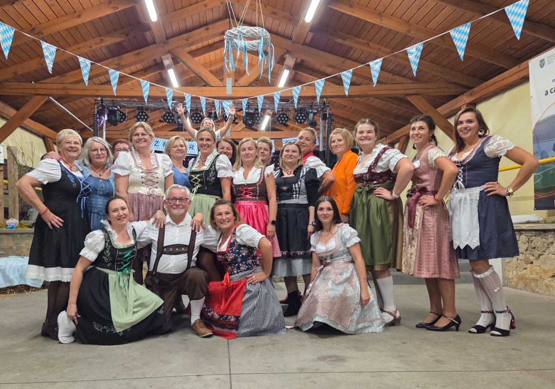 Jesienny fest w Rozmierce. Ależ to była zabawa! Jesienny fest w Rozmierce. Ależ to była zabawa!
