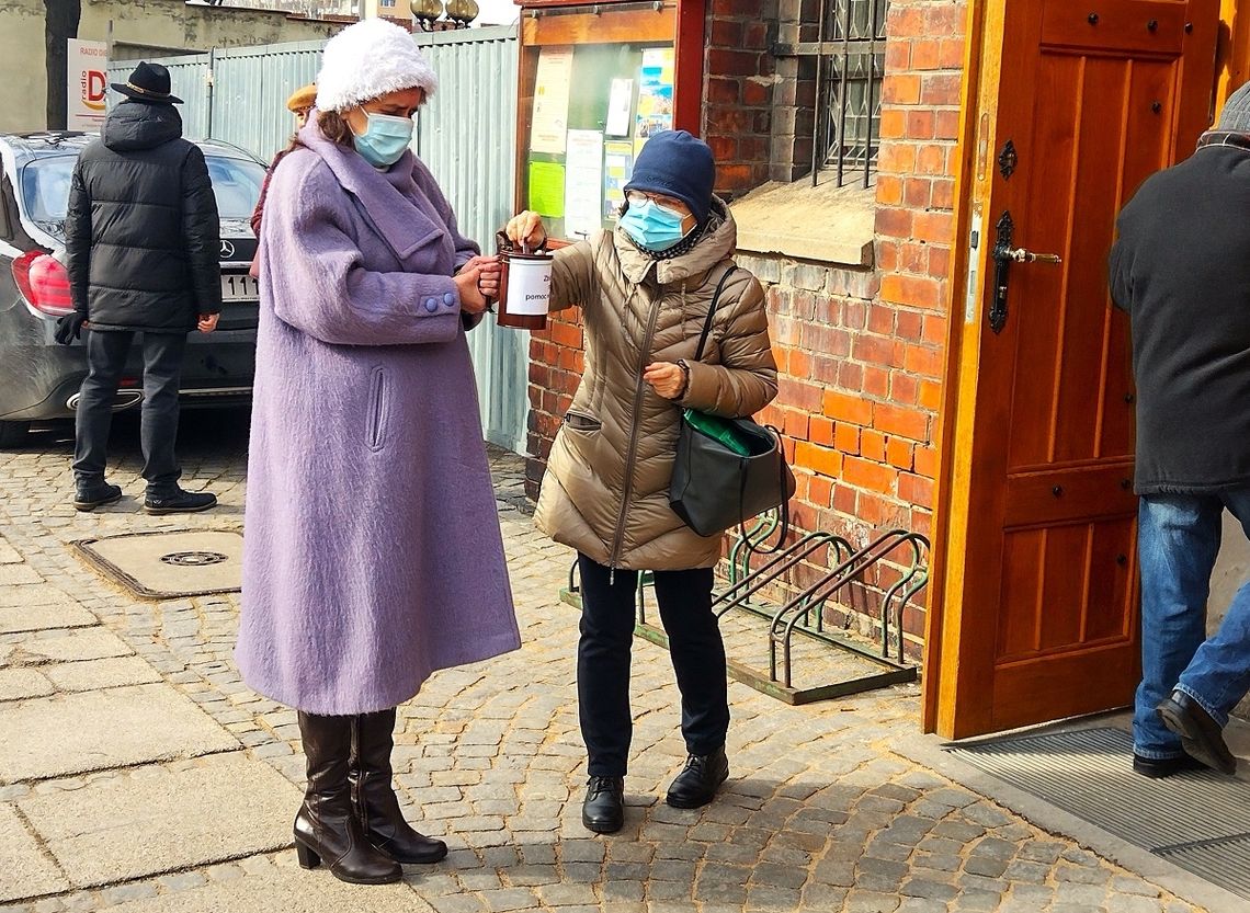 Diecezja opolska pomaga Ukrainie. Parafie zgłosiły już ponad 1300 miejsc dla uchodźców Diecezja opolska pomaga Ukrainie. Parafie zgłosiły już ponad 1300 miejsc dla uchodźców