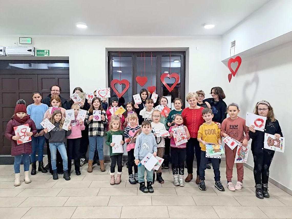 Do biblioteki w Jemielnicy można przyjść nie tylko po książki