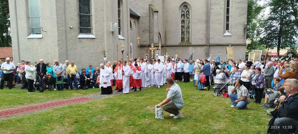 Do Studzionki przybyły tłumy pątników. To już tradycja