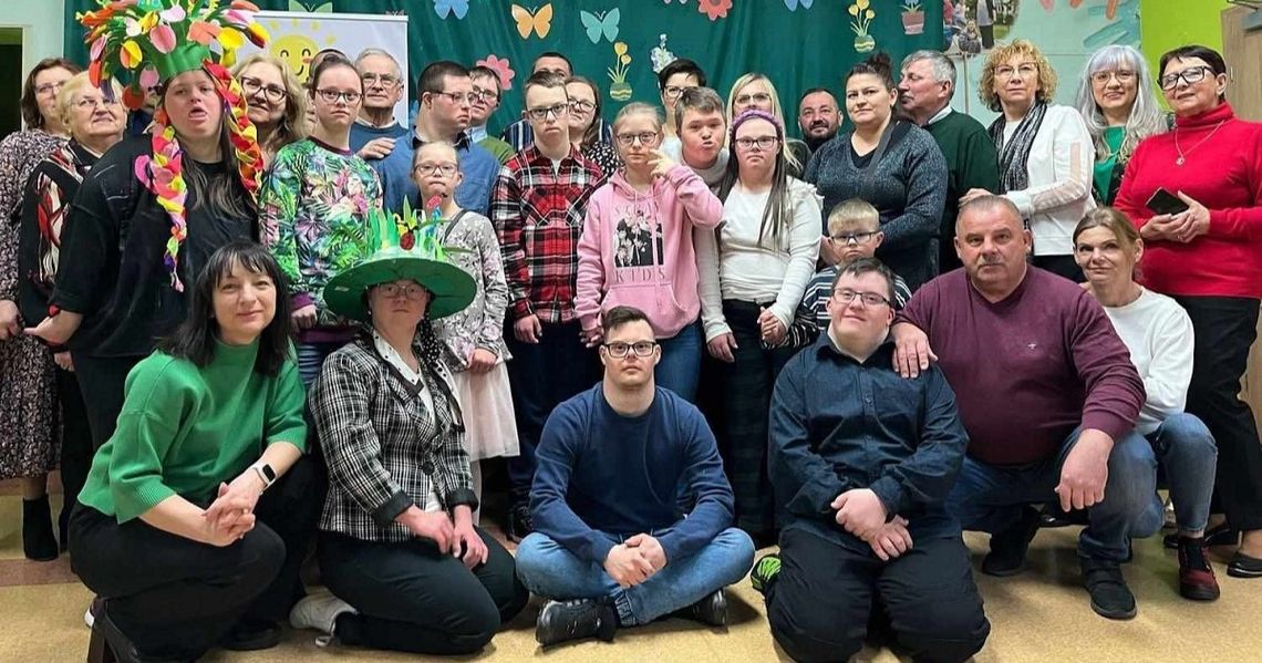 Dzień kolorowych skarpetek i inne wydarzena w strzeleckiej "Ósemce"