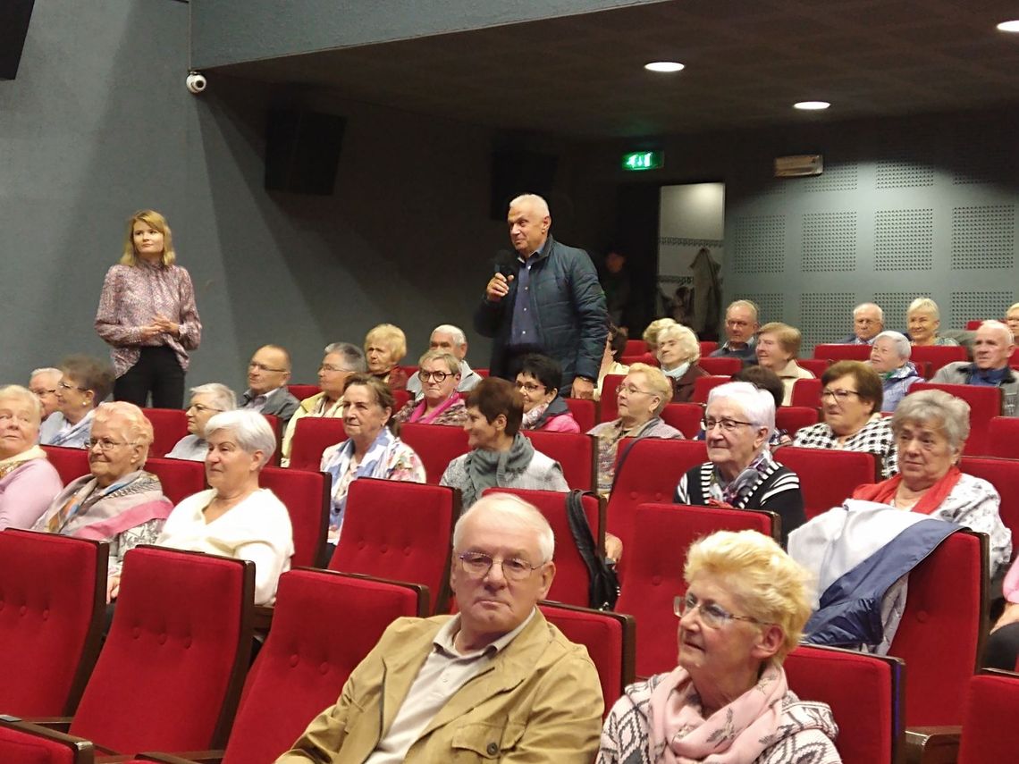 Dzień seniora w Zawadzkiem. W kinoteatrze przygotowano wiele atrakcji