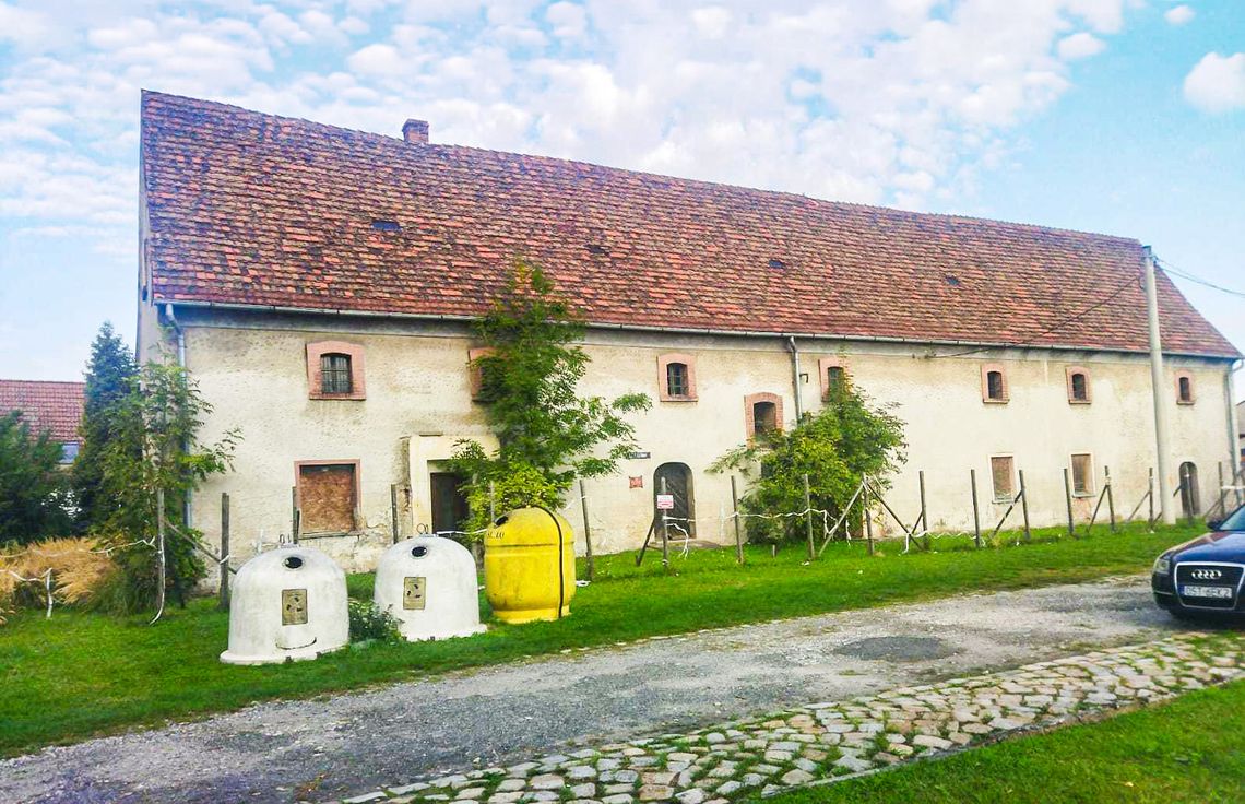 Dziewkowice przeciw sprzedaży kilkusetletniego spichlerza! Jest 200 podpisów Dziewkowice przeciw sprzedaży kilkusetletniego spichlerza! Jest 200 podpisów