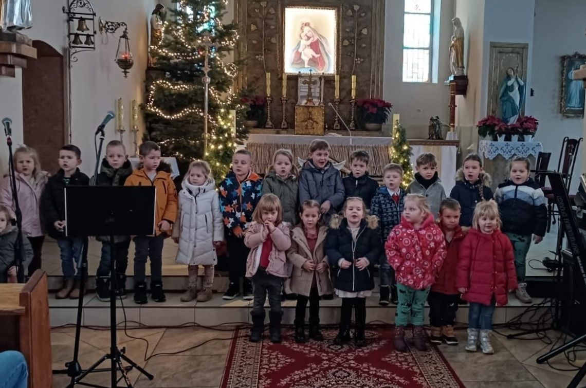 Charytatywny koncert kolęd w Grodzisku. Zebrano ponad 4 tysiące dla małej Emilki