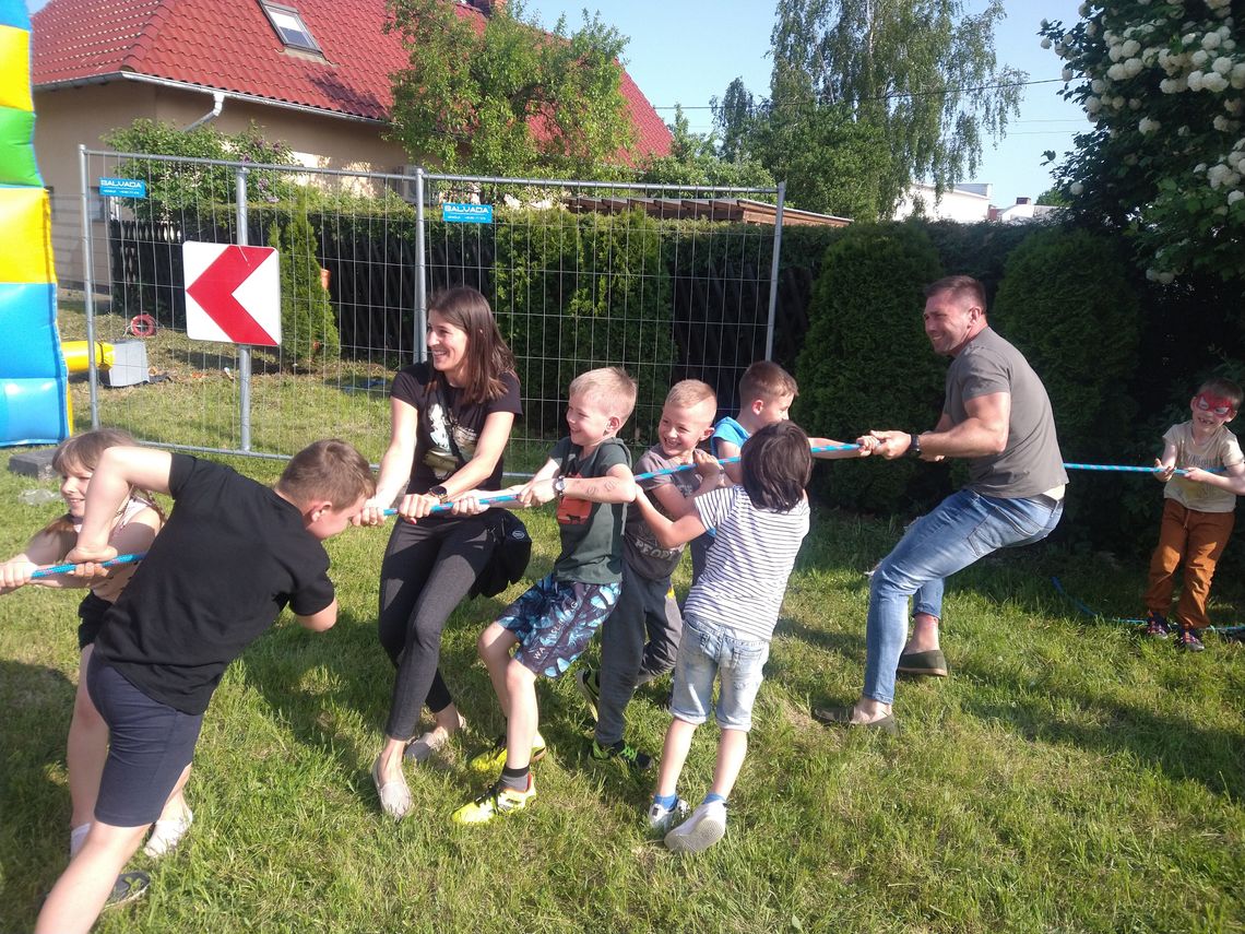 Festyn dla mieszkańców w Kolonowskiem. Zorganizowali go młodzi parafianie