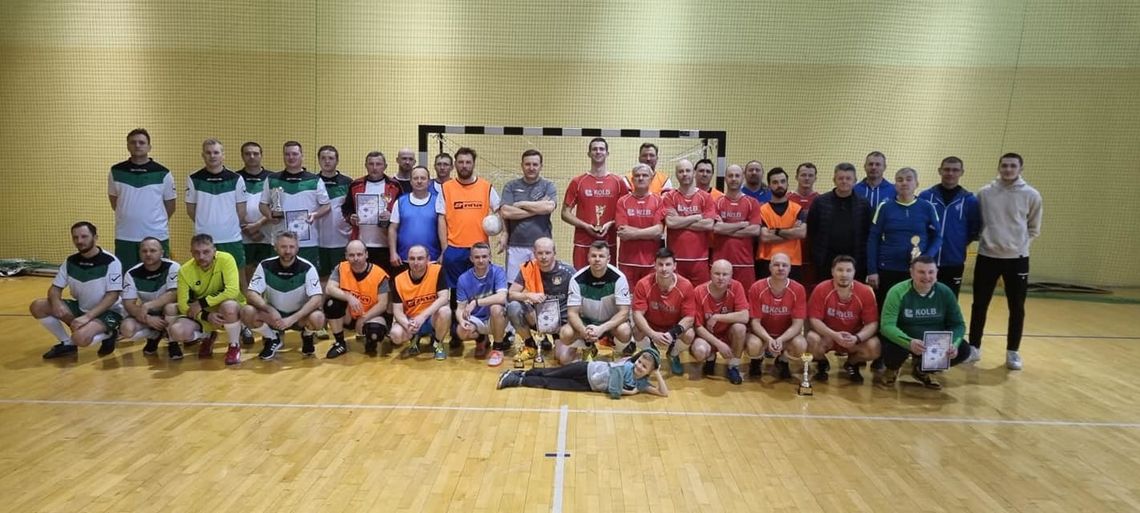 Firmy z gminy Kolonowskie rywalizowały na piłkarskim turnieju. Kto zwyciężył?