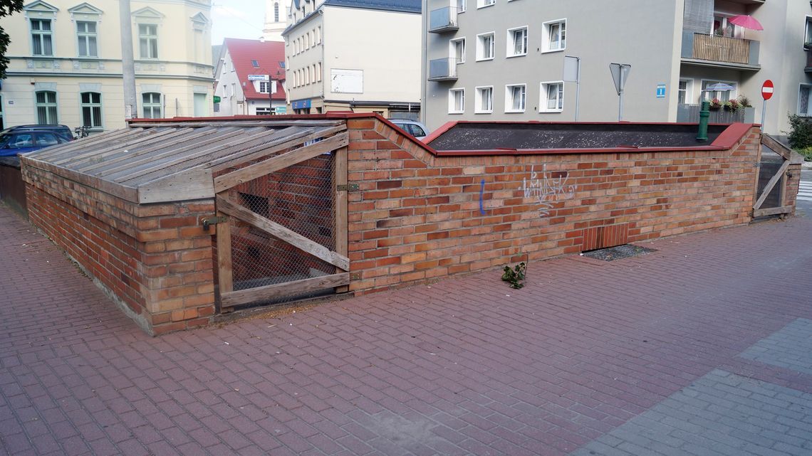 Gminne budynki na sprzedaż Gminne budynki na sprzedaż