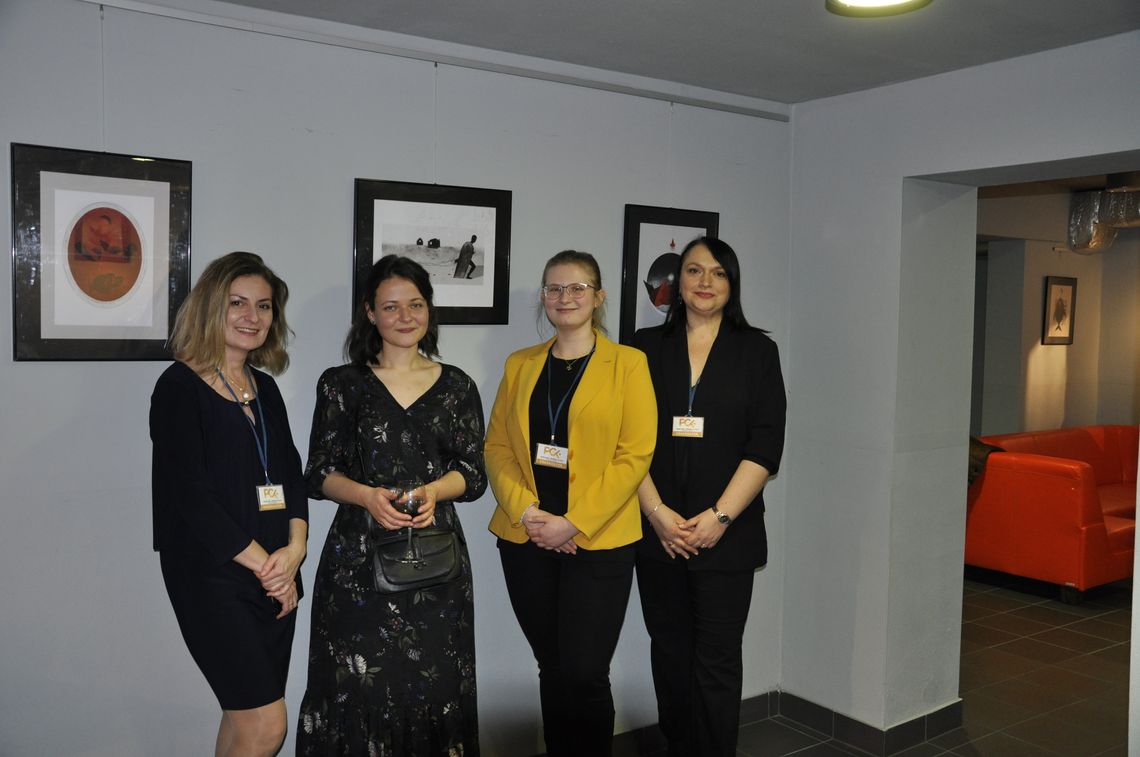 Grafiki Natalii Nosovej można oglądać w Powiatowym Centrum Kultury Grafiki Natalii Nosovej można oglądać w Powiatowym Centrum Kultury