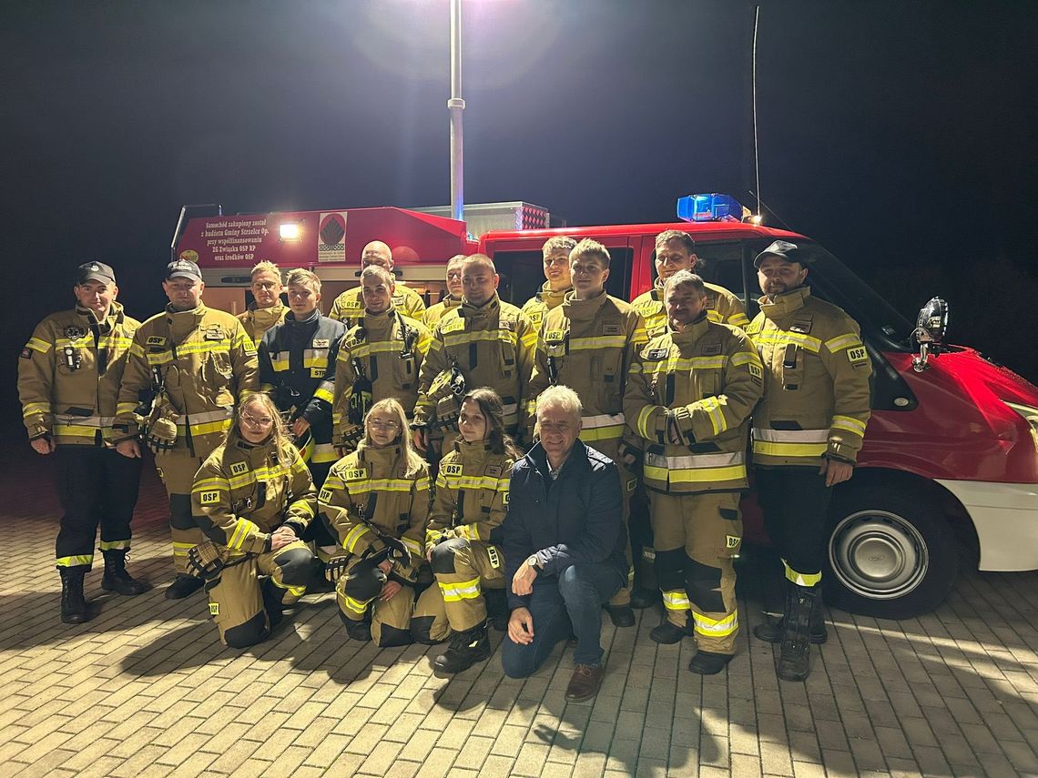 Ochotnicy z Grodziska moją nowy wóz. "To powód do ogromnej radości"