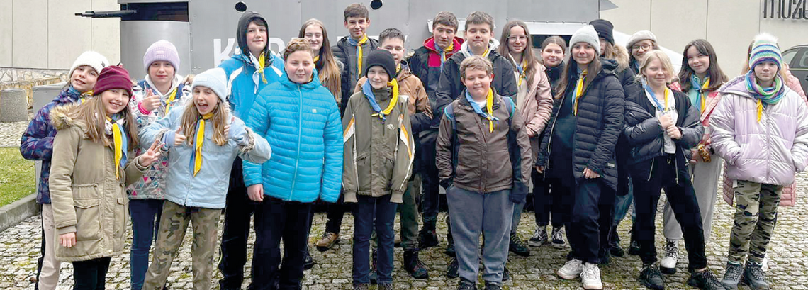 Harcerze ze Strzelec Opolskich rozpoczęli kolejny rok swojej działalności Harcerze ze Strzelec Opolskich rozpoczęli kolejny rok swojej działalności