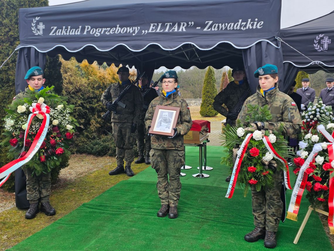 Jan Mulak, dowódca Narodowych Sił Zbrojnych spoczął na cmentarzu w Piotrówce