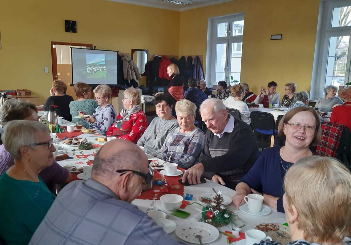 Jeszcze świątecznie. Za seniorami z Zawadzkiego wspólne spotkanie