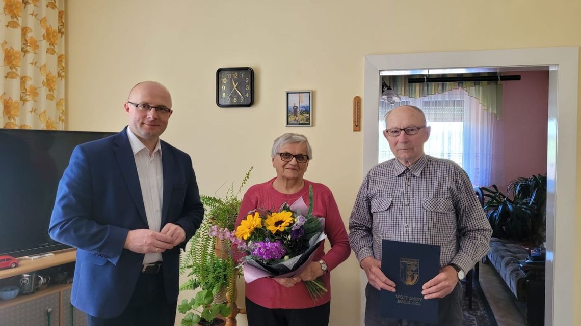 Razem na dobre i na złe. Państwo Drzymałowie z Gąsiorowic świętowali diamentowe gody