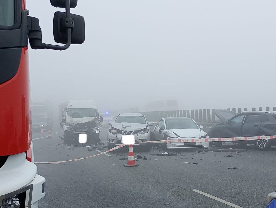 Karambol na autostradzie A4 pod Górą św. Anny. Jest ofiara śmiertelna